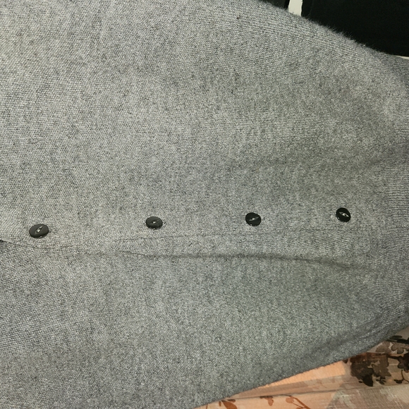 CLASSICS Cardigan Sweater Vest - Picture 5 of 7